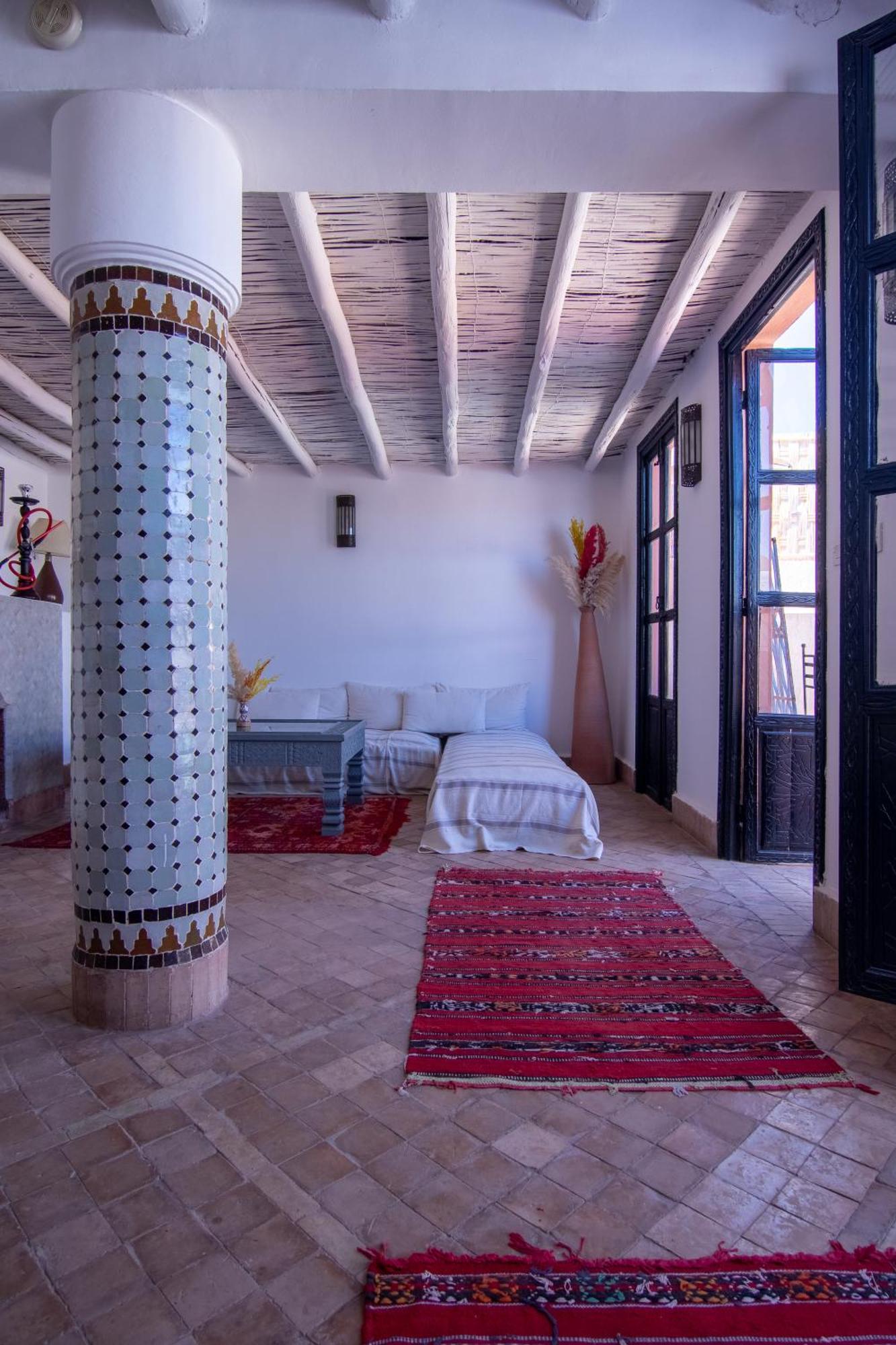 Riad Hugo Марракеш Экстерьер фото