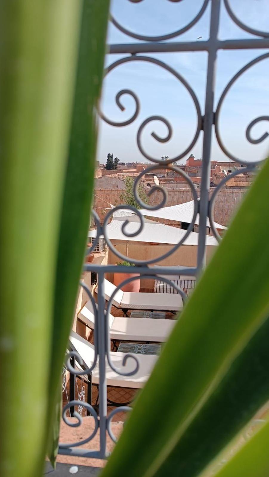 Riad Hugo Марракеш Экстерьер фото